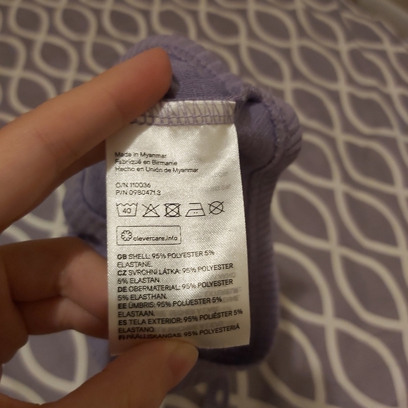 new h&m camisole - Picture 3 of 3